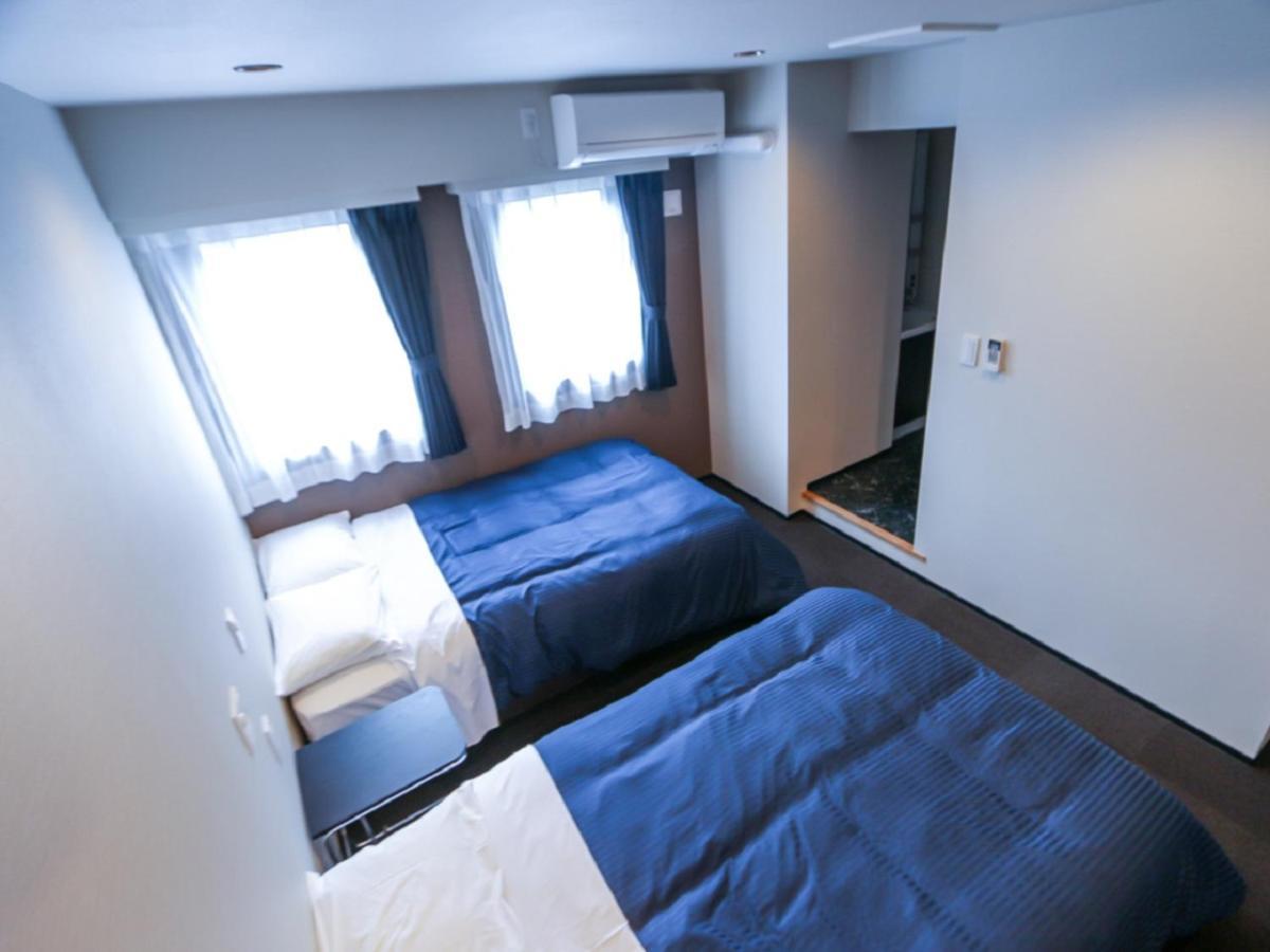 Hotel Livemax Yokohama Kannai Ekimae Экстерьер фото